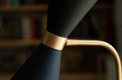 Cornet lampa biurkowa